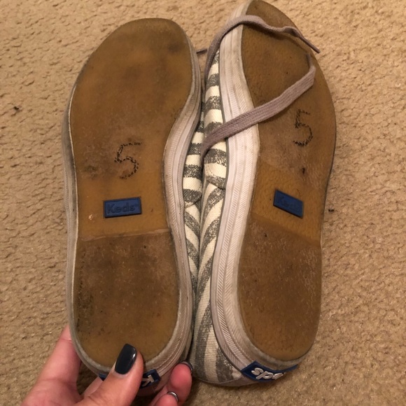 KEDS - Picture 3 of 5